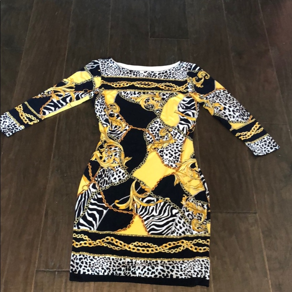 Very fun animal print dress!
